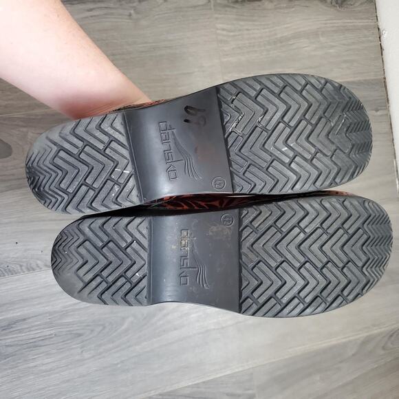 Dansko Professional Clogs Womens Size 11 EU 42 Orange Black Floral Patent Nurse - Picture 9 of 10